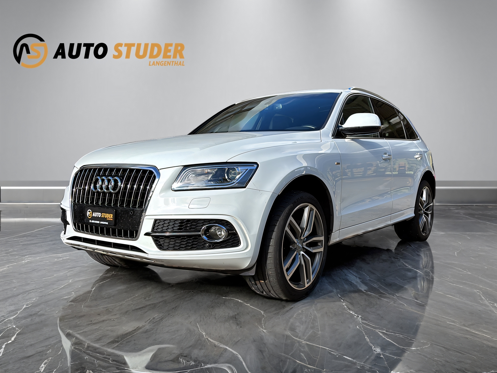AUDI Q5 2.0 TDI quattro S-Tronic-image-1