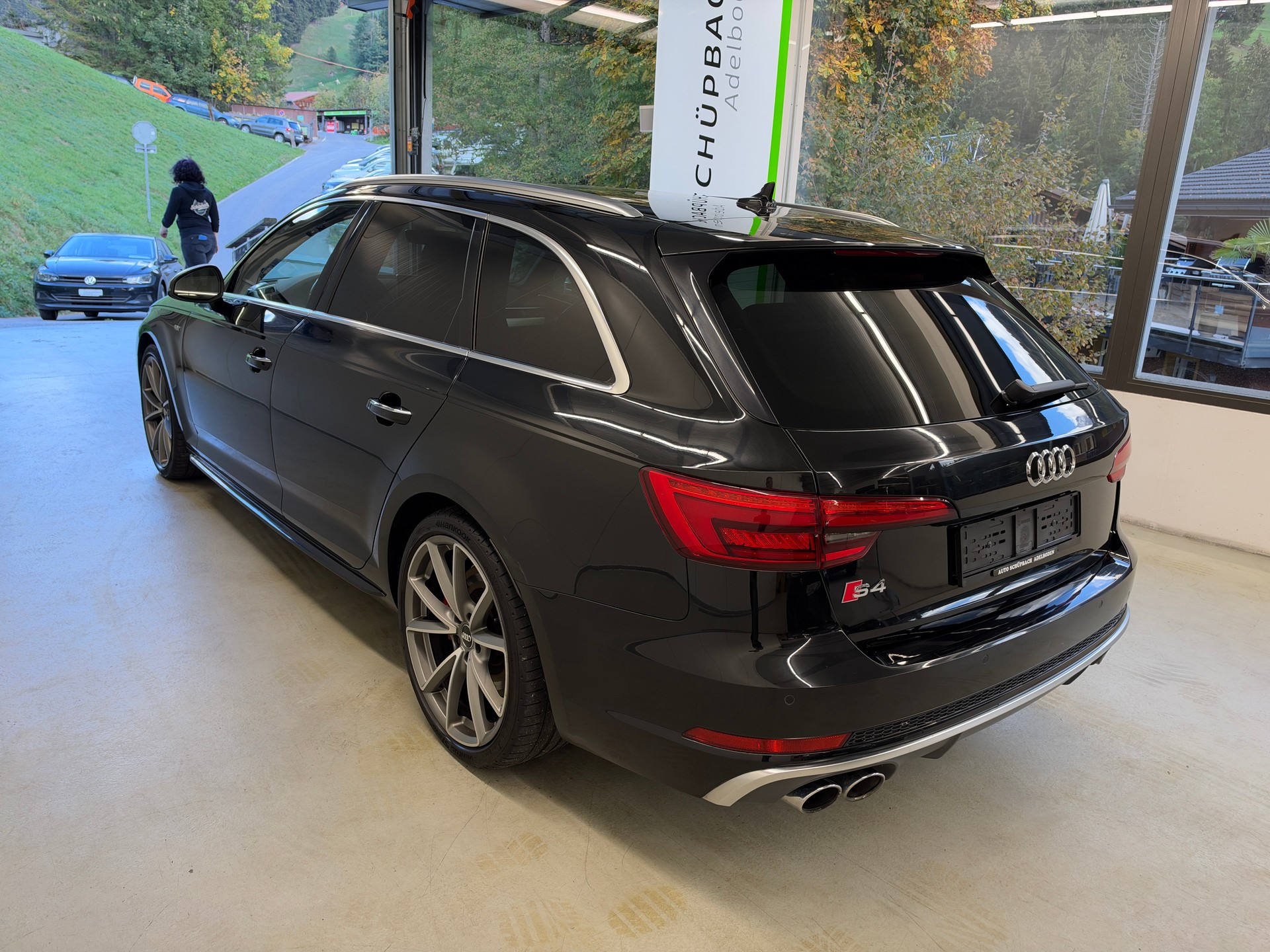 AUDI S4 Avant 3.0 TFSI quattro tiptronic-image-5