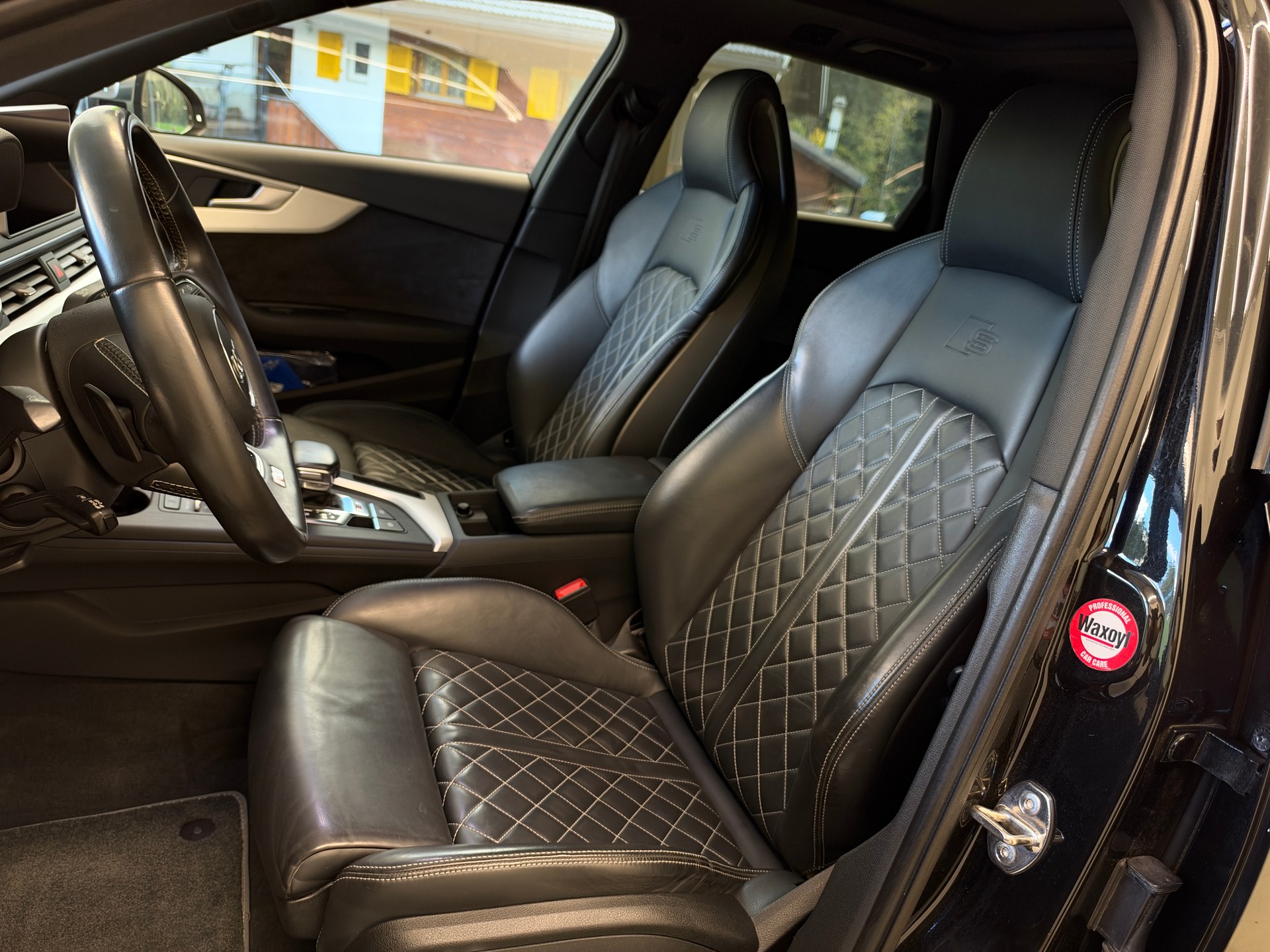 AUDI S4 Avant 3.0 TFSI quattro tiptronic-image-12