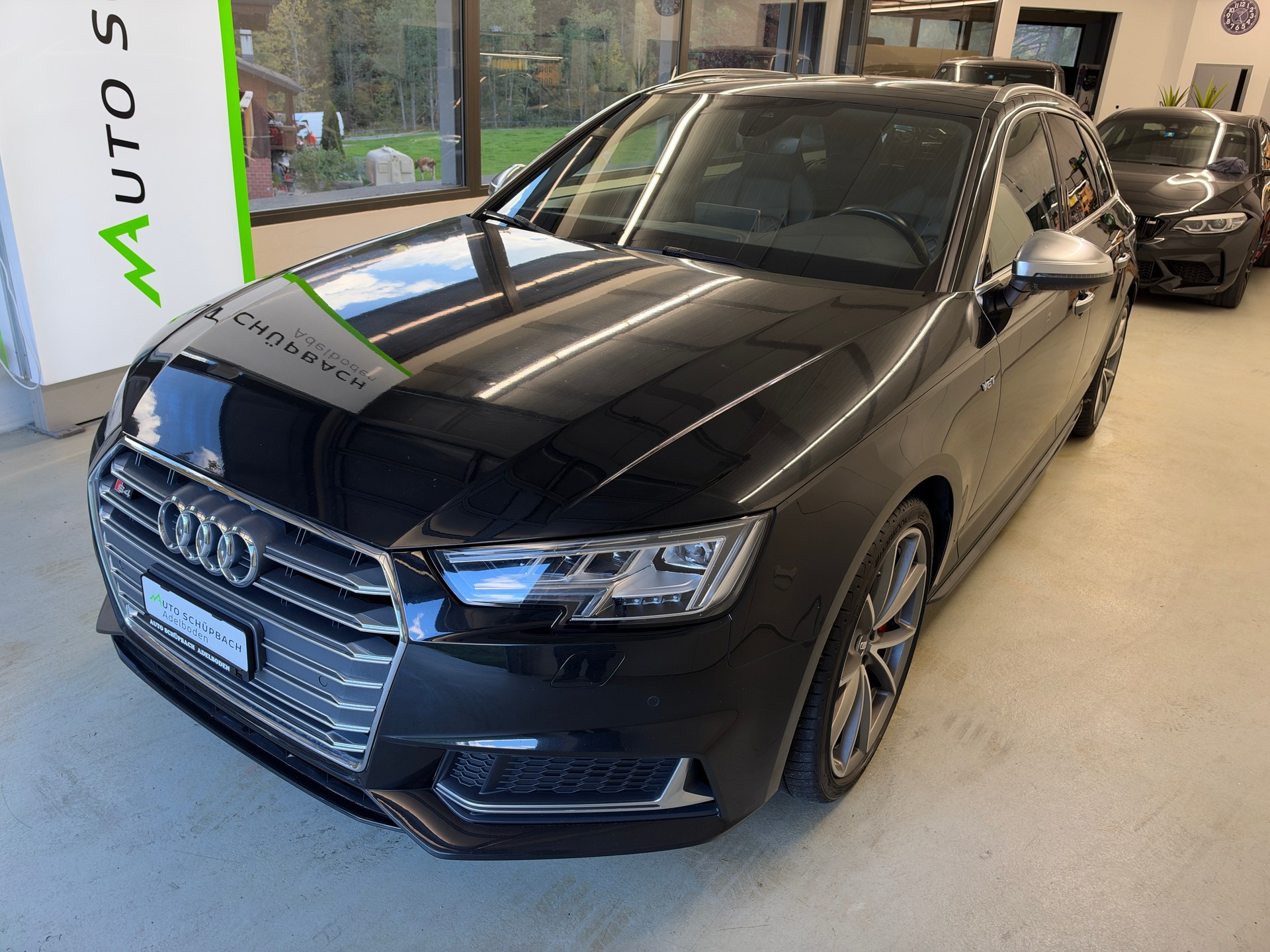 AUDI S4 Avant 3.0 TFSI quattro tiptronic-image-8