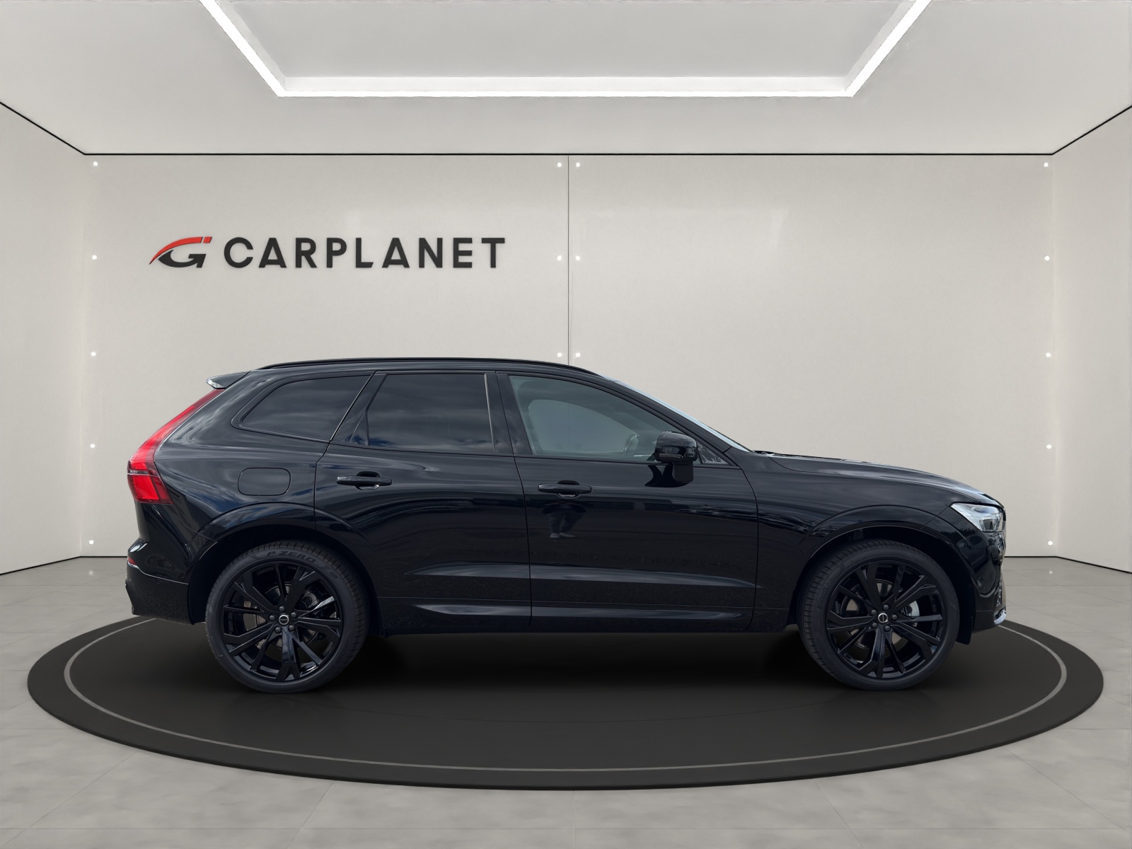 VOLVO XC60 2.0 B5 MH Ultra Dark AWD BLACK EDITION-image-2
