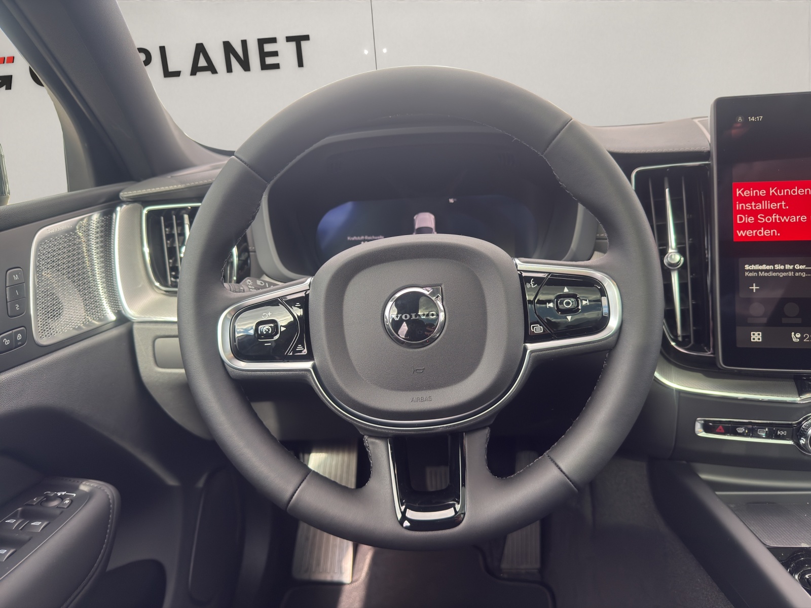 VOLVO XC60 2.0 B5 MH Ultra Dark AWD BLACK EDITION-image-10