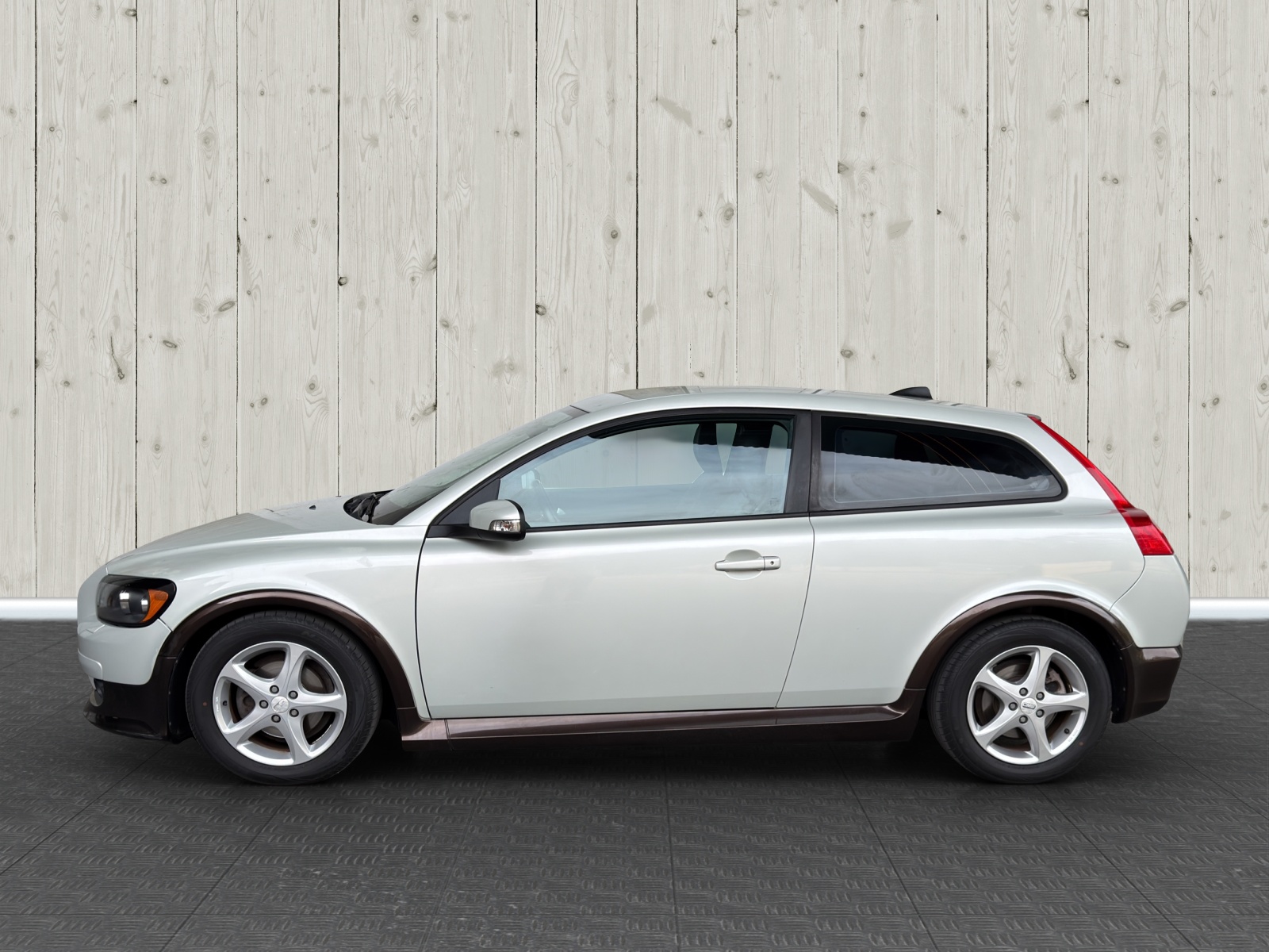 VOLVO C30 2.0 Momentum-image-3
