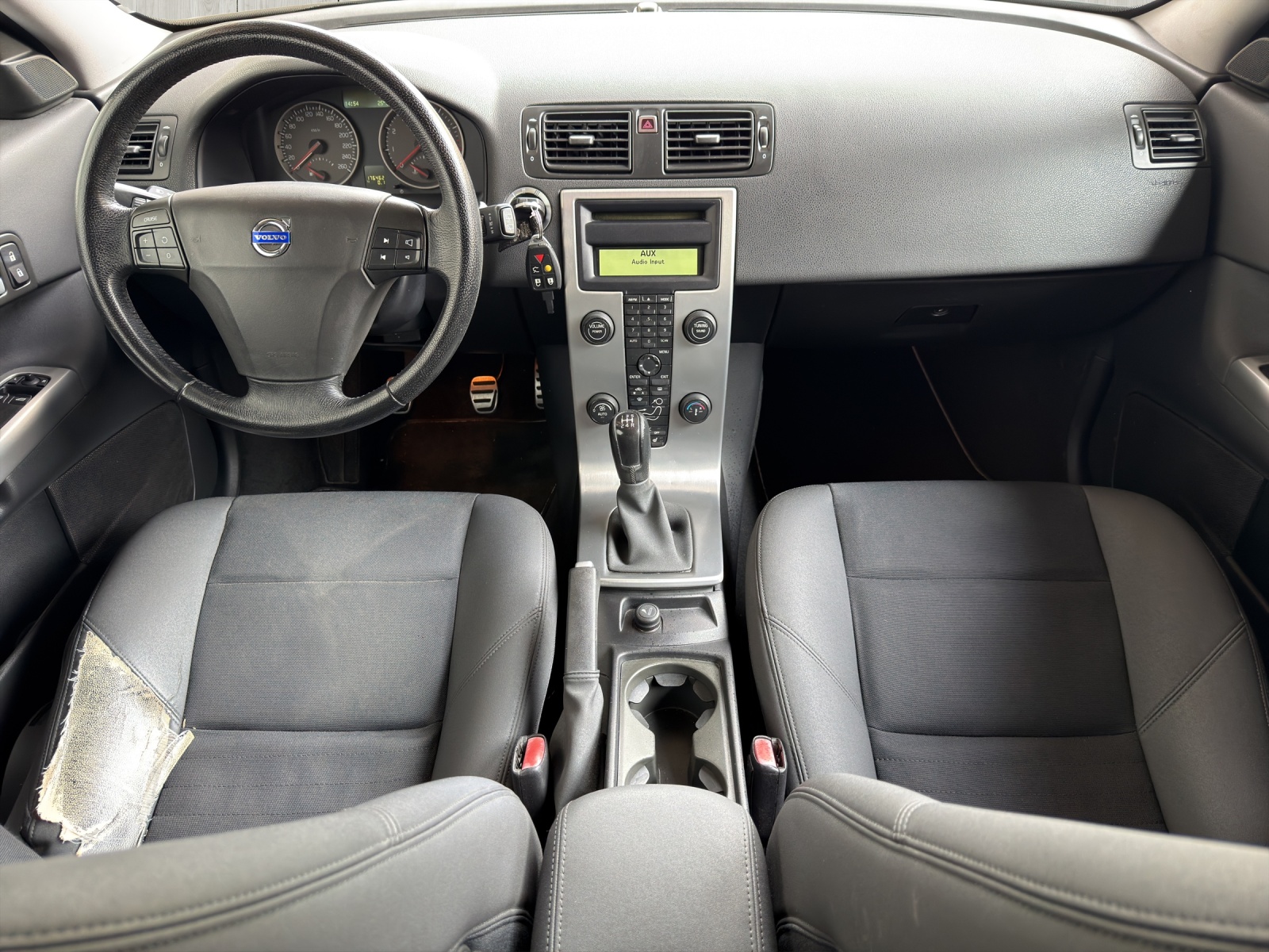 VOLVO C30 2.0 Momentum-image-8