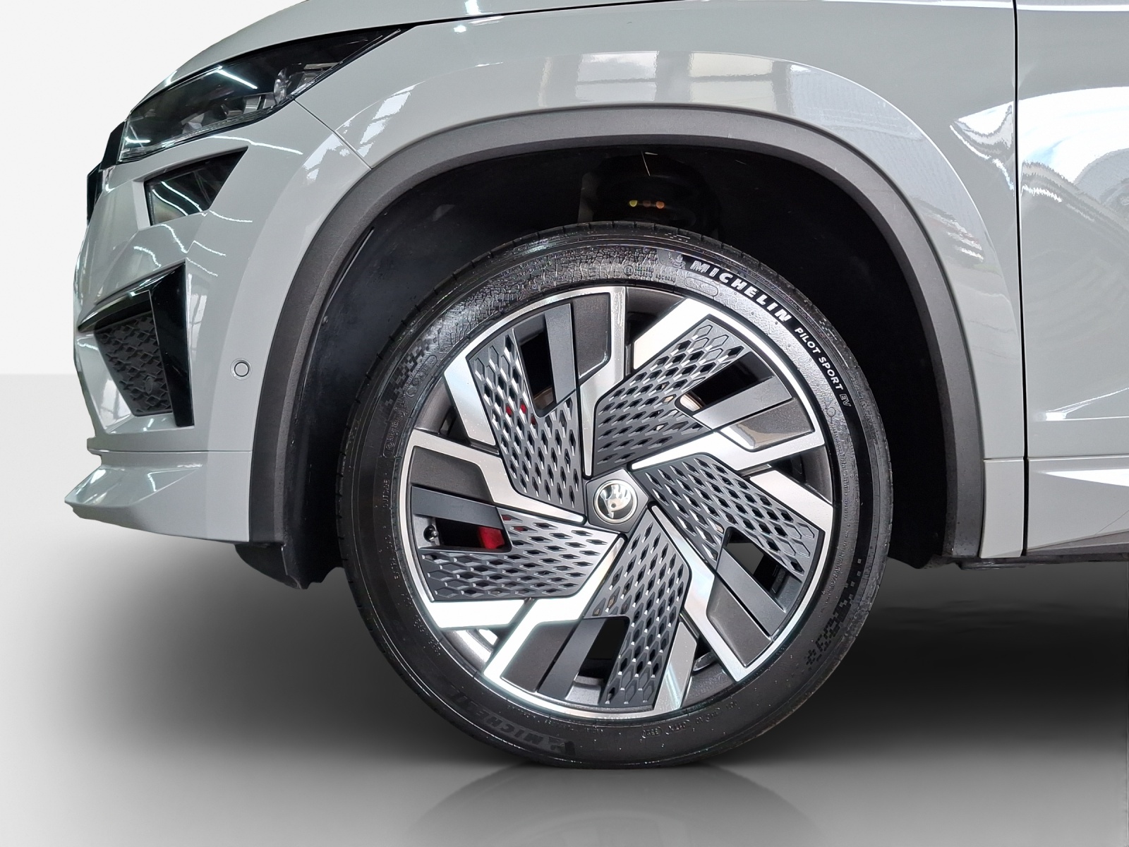 SKODA Kodiaq 2.0 TSI 4x4 RS-image-14