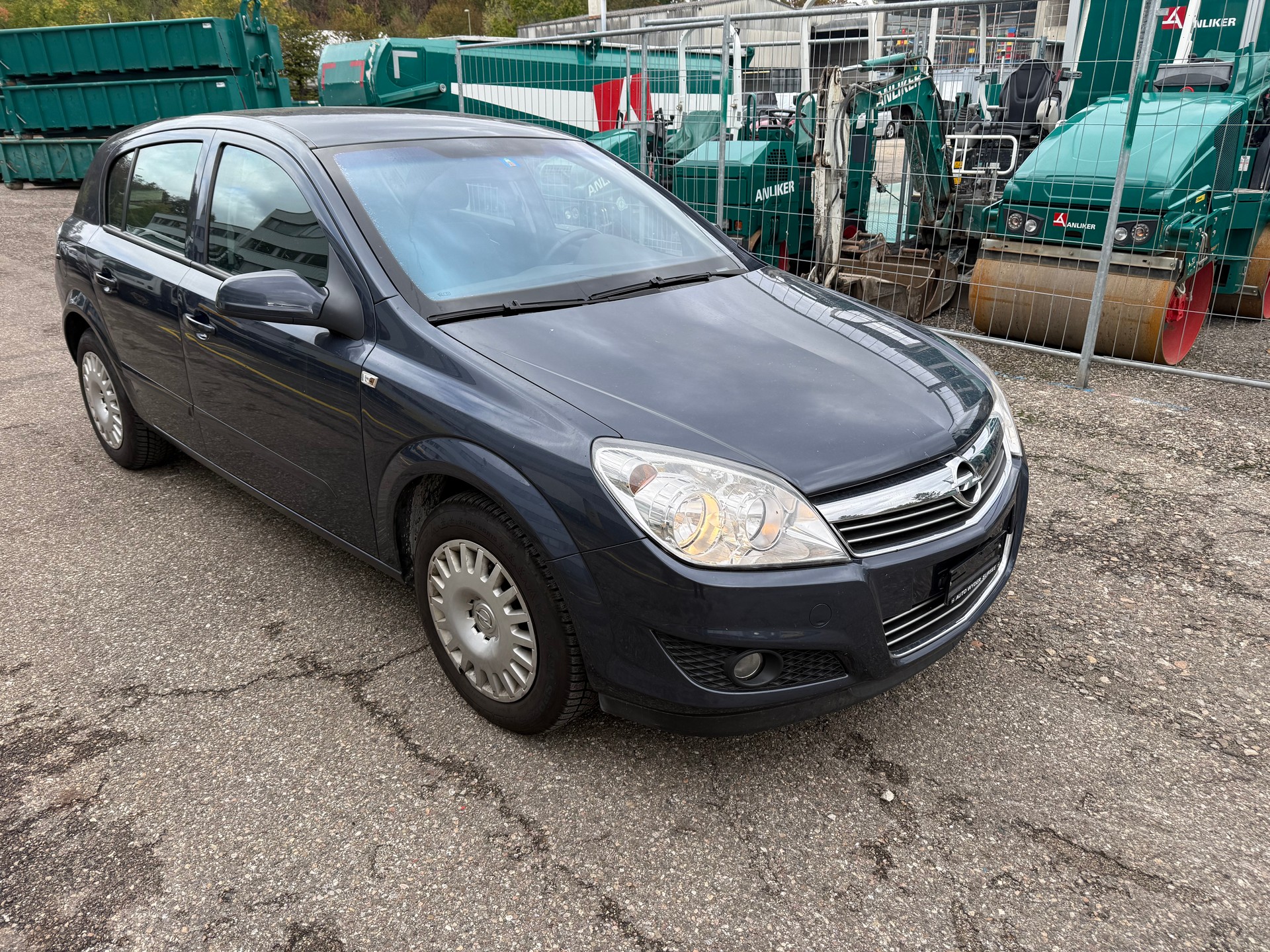OPEL Astra 1.8i 16V Diamond Automatic-image-1