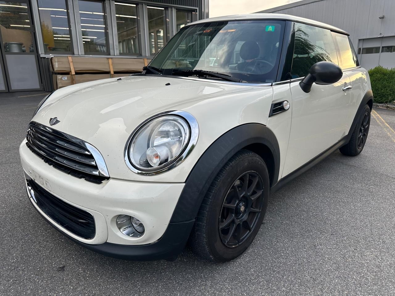 Car photo