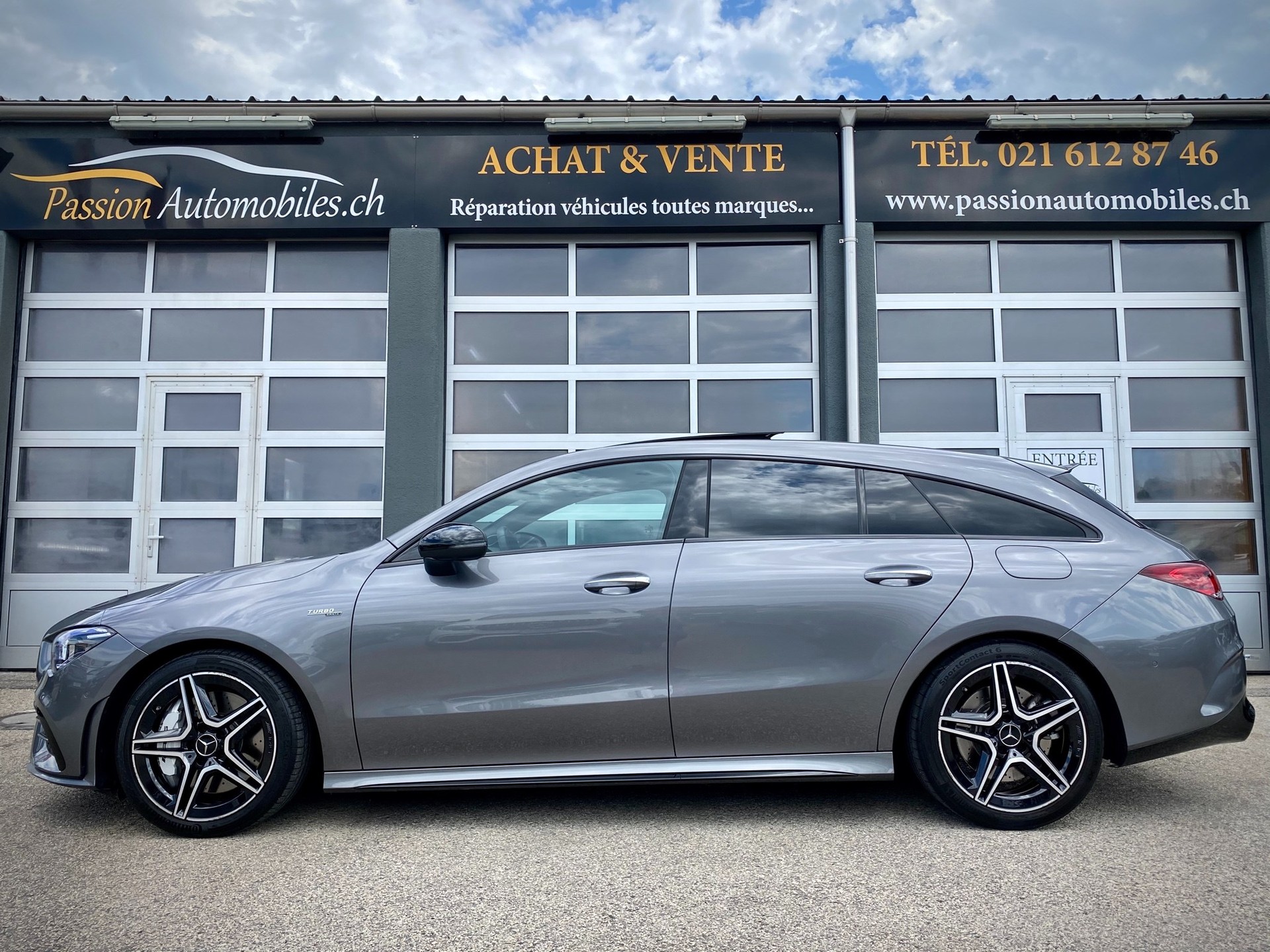 MERCEDES-BENZ CLA Shooting Brake 35 AMG 4Matic 7G-DCT - Véhicule Suisse (CH)-image-4
