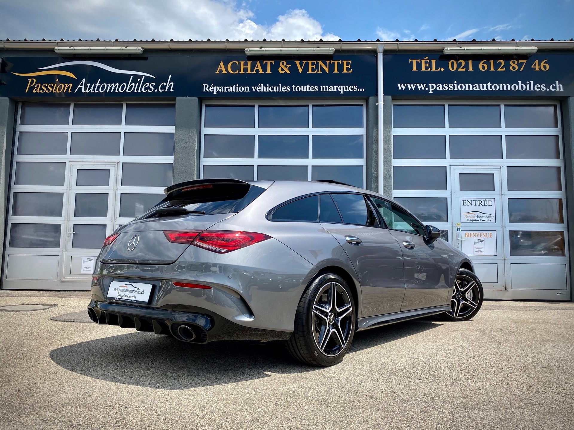 MERCEDES-BENZ CLA Shooting Brake 35 AMG 4Matic 7G-DCT - Véhicule Suisse (CH)-image-2