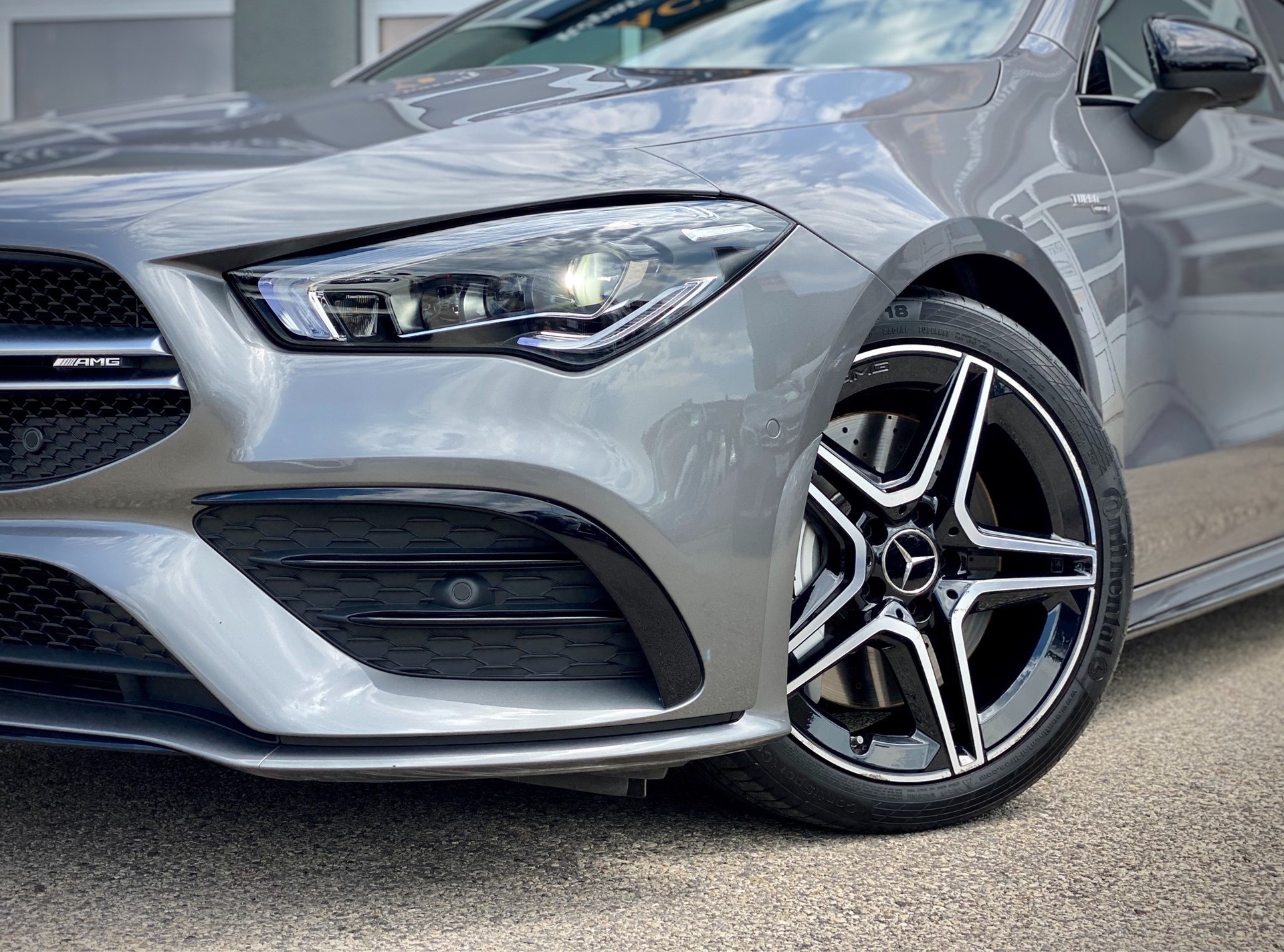 MERCEDES-BENZ CLA Shooting Brake 35 AMG 4Matic 7G-DCT - Véhicule Suisse (CH)-image-5