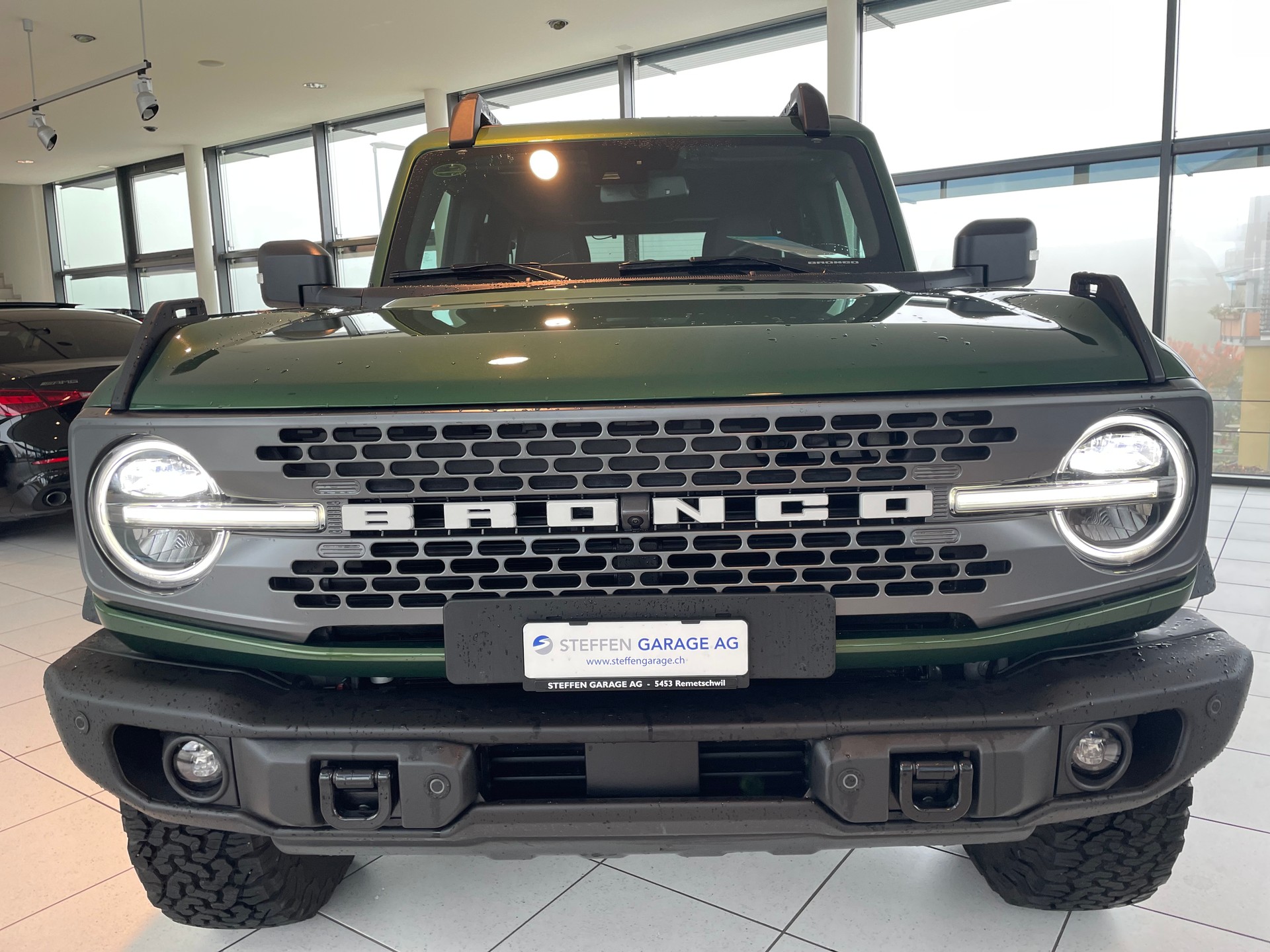 FORD Bronco 2.7 EcoB Badlands e-4WD-showroom-element-1