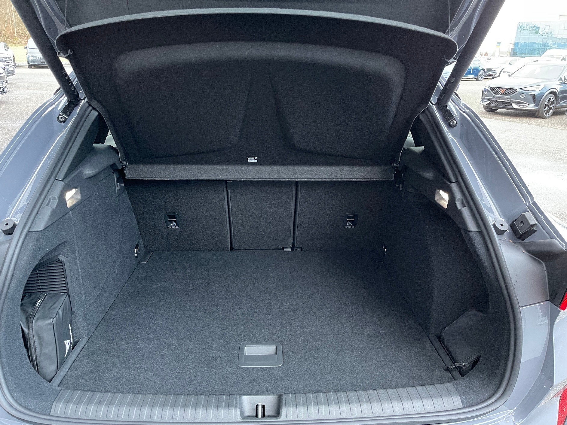 CUPRA Terramar 1.5 eHybrid DSG VZ-image-4