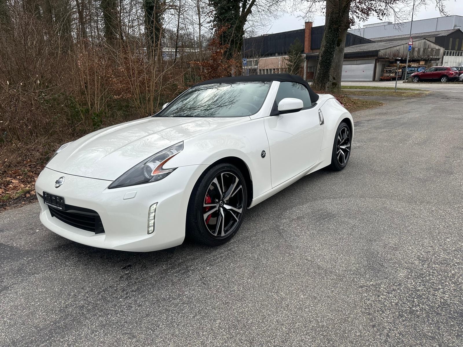 NISSAN 370 Z Roadster Pack Automatic-image-1