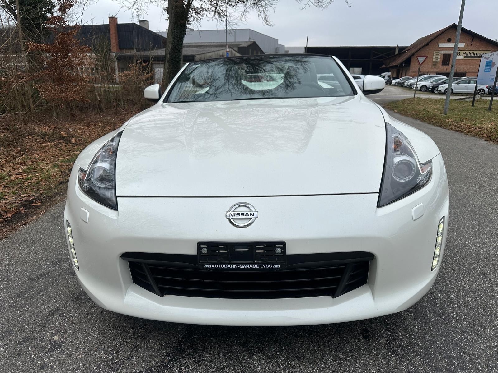 NISSAN 370 Z Roadster Pack Automatic-image-9