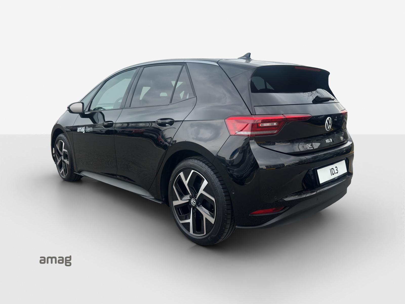VW ID.3 Pro 52 kWh Pure-image-2