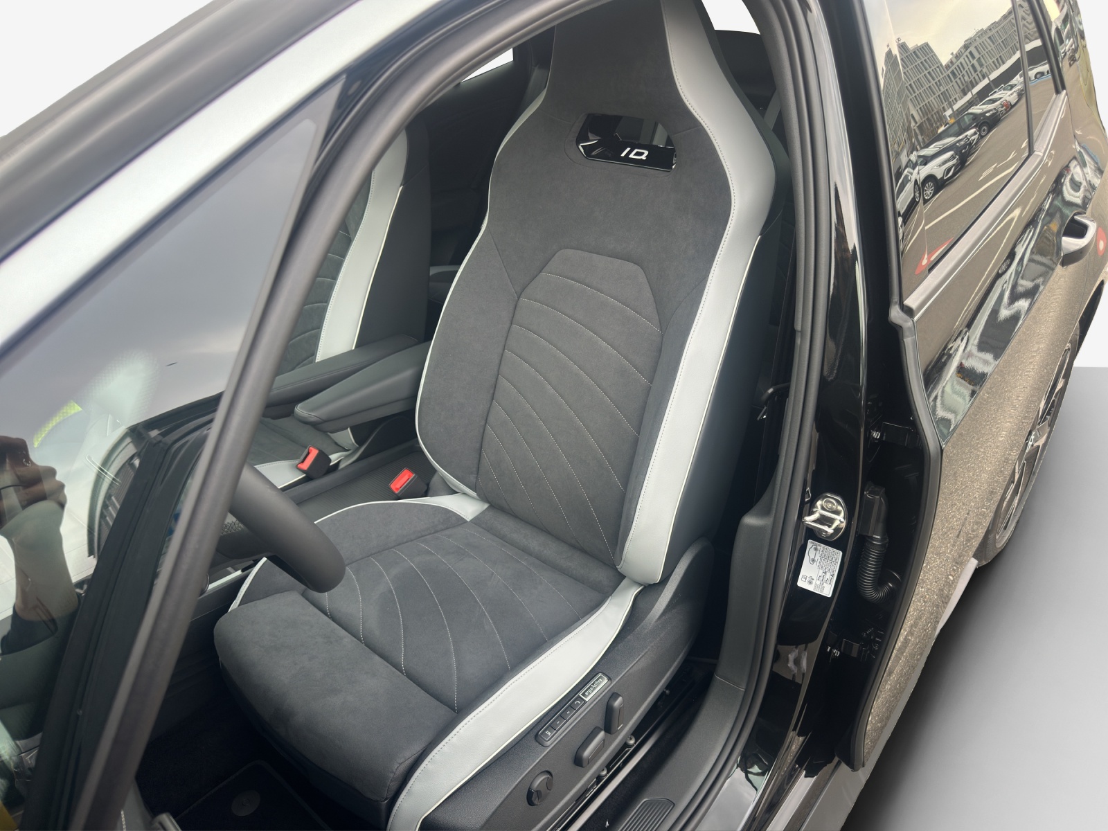 VW ID.3 Pro 52 kWh Pure-image-14