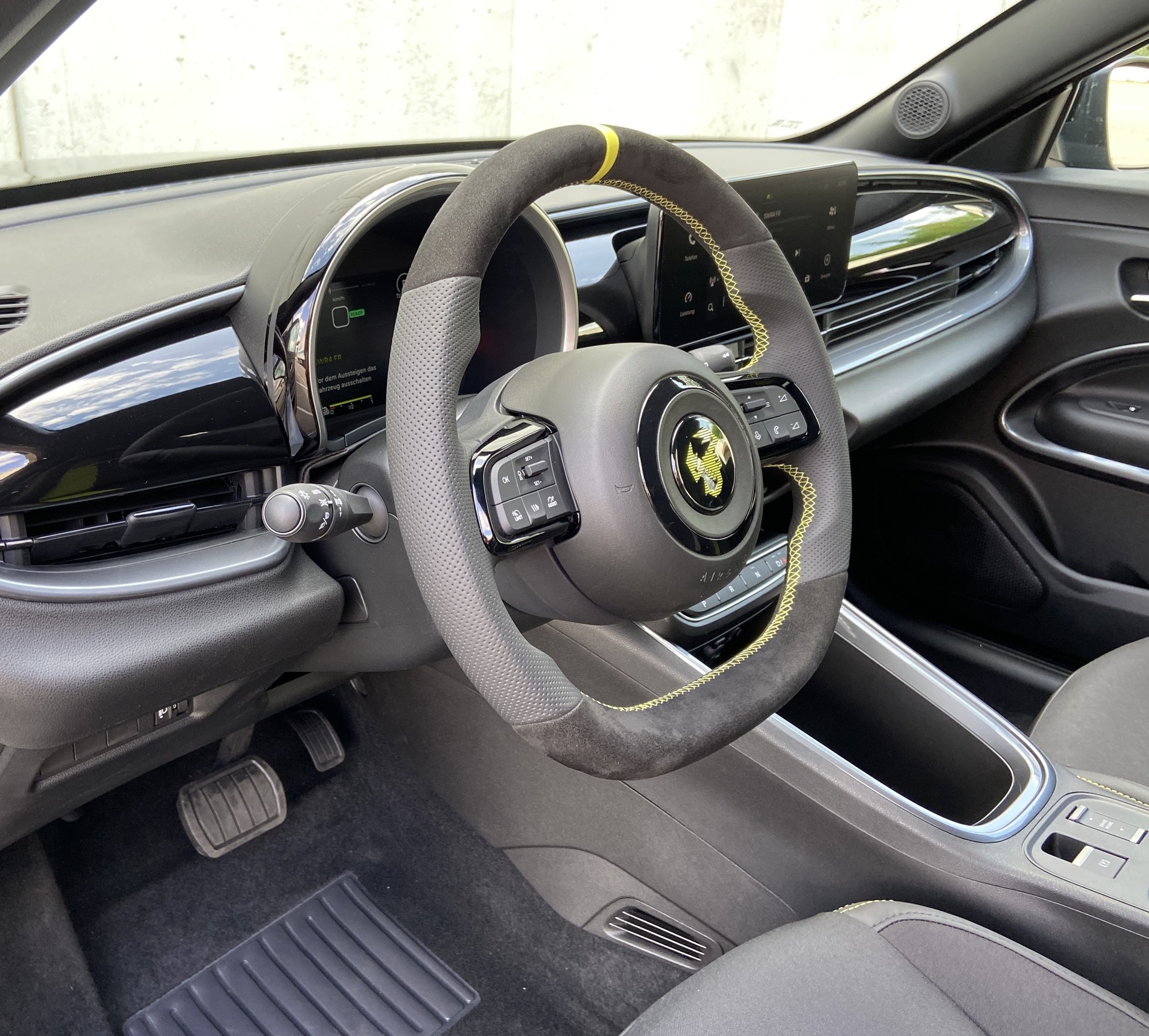 FIAT Abarth 600e Turismo-image-5