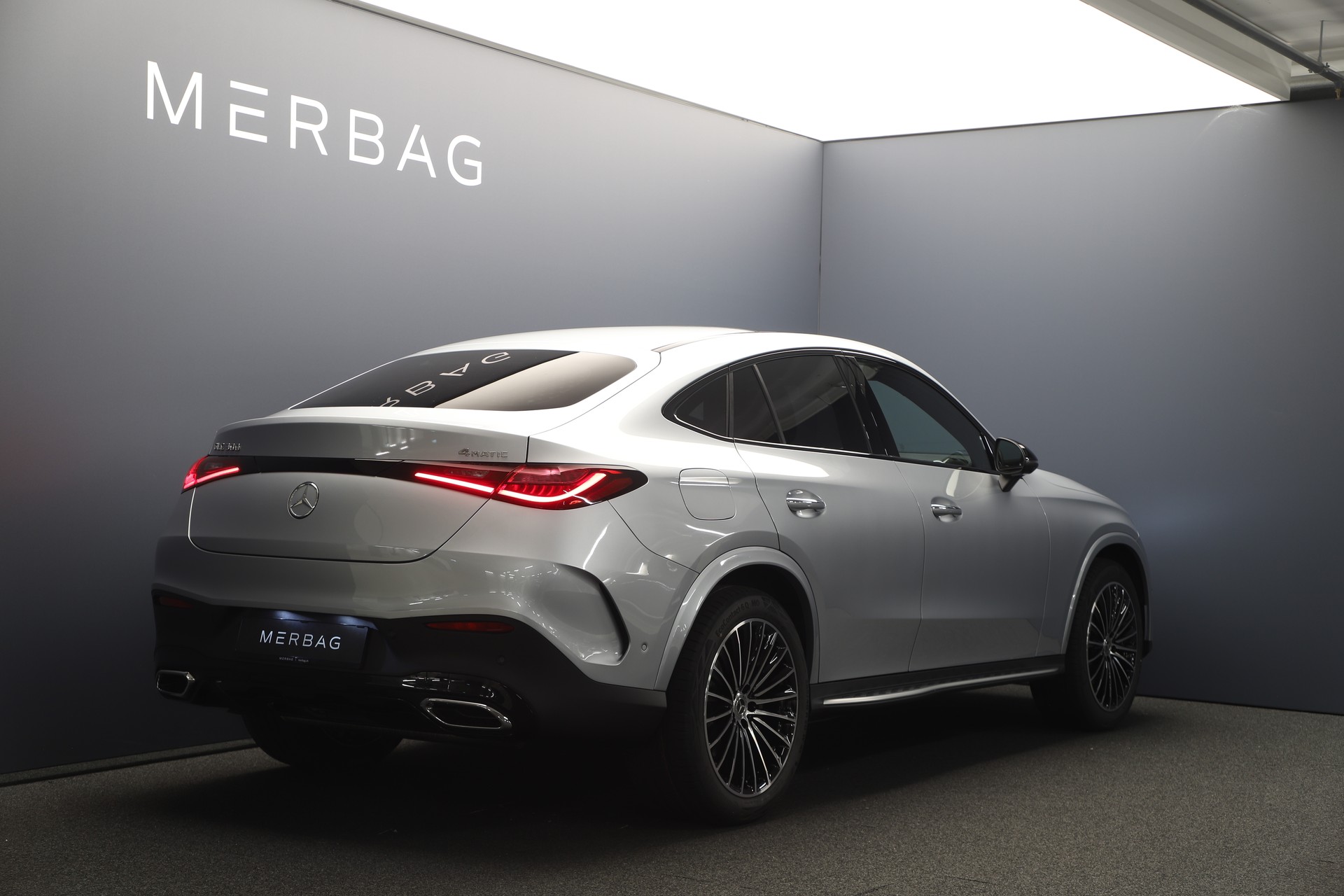 MERCEDES-BENZ GLC Coupé 300 4Matic 9G-Tronic-image-5