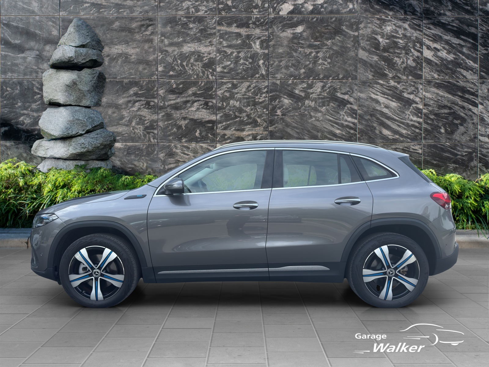 MERCEDES-BENZ EQA 350 4Matic-image-1