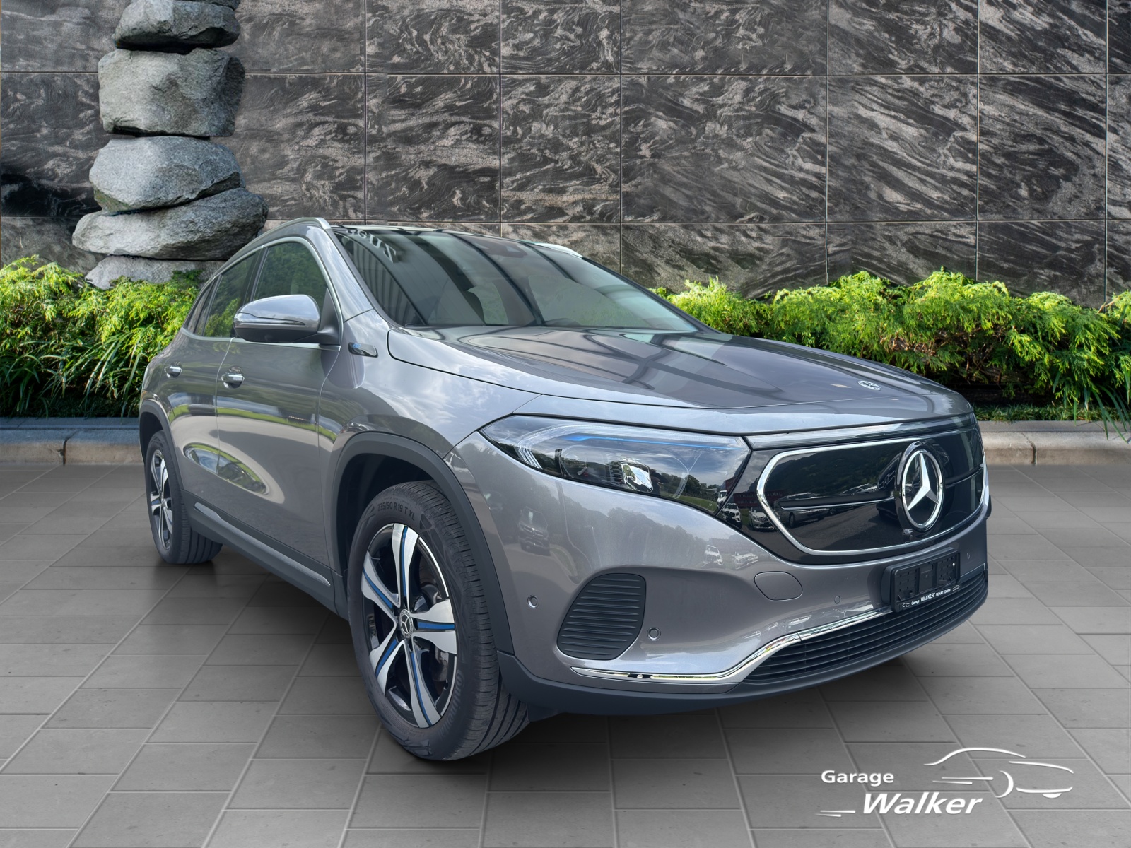 MERCEDES-BENZ EQA 350 4Matic-image-6