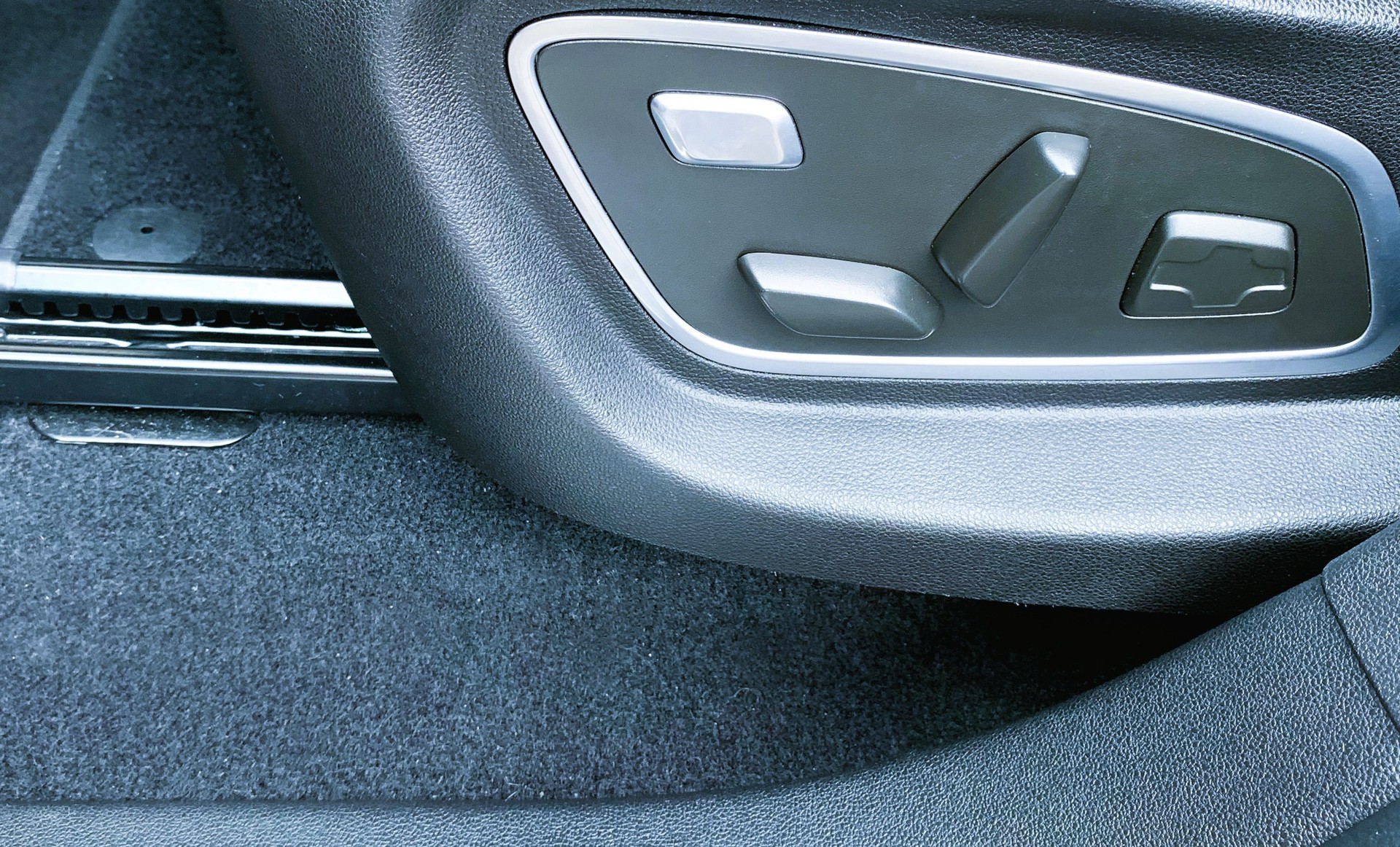 RENAULT Scénic 1.6 dCi Initiale Paris EDC-image-11
