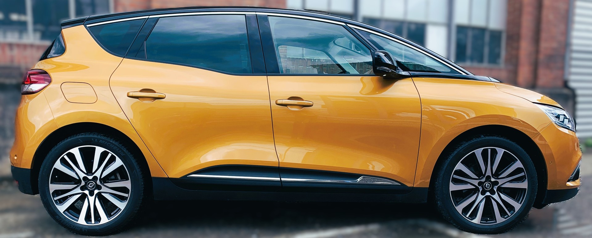 RENAULT Scénic 1.6 dCi Initiale Paris EDC-image-6