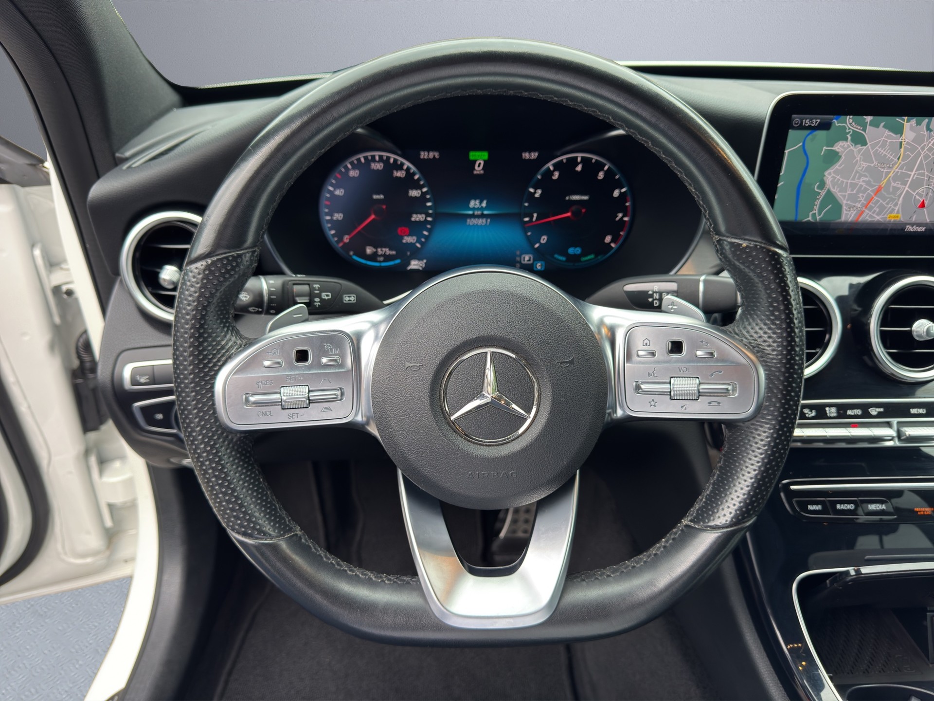 MERCEDES-BENZ C 200 Swiss Star AMG Line 4M 9G-Tronic-image-11