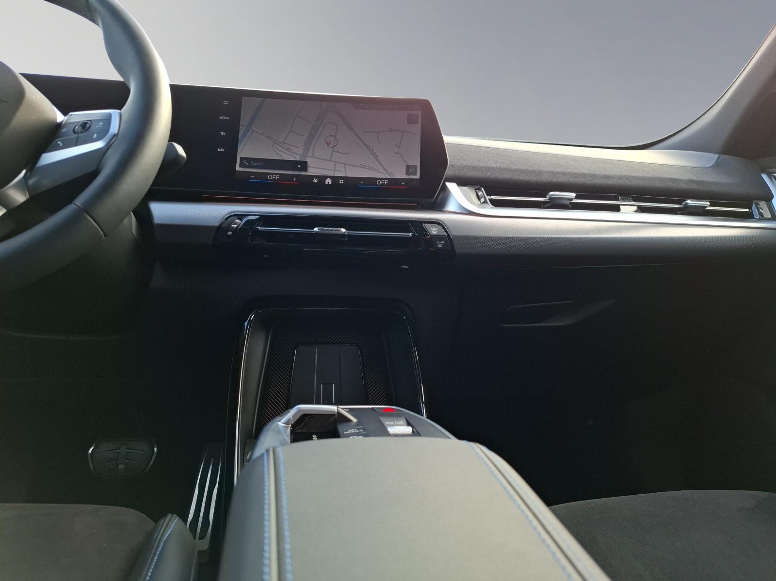 BMW X2 20d xDrive-image-10