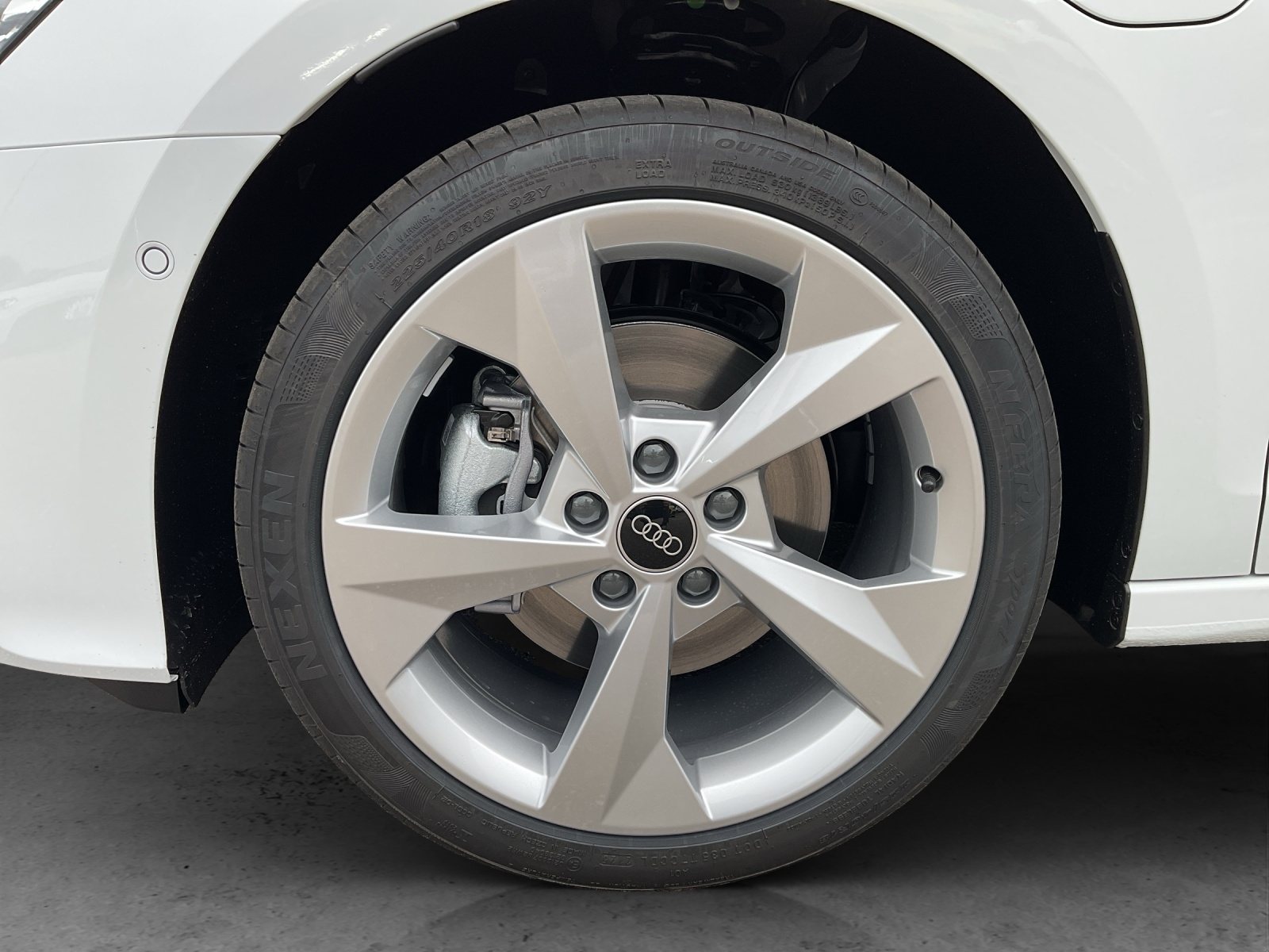 AUDI A3 Sportback 40 TFSI e Attraction S-tronic-image-12