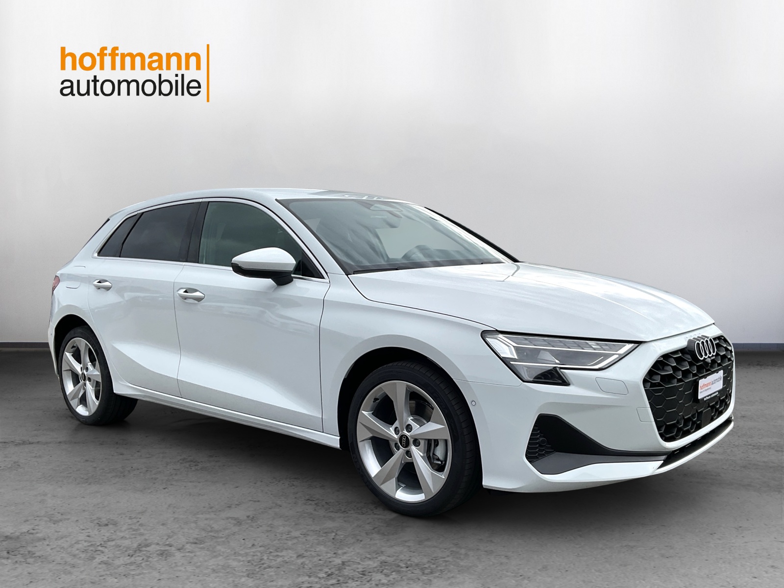 AUDI A3 Sportback 40 TFSI e Attraction S-tronic-image-2
