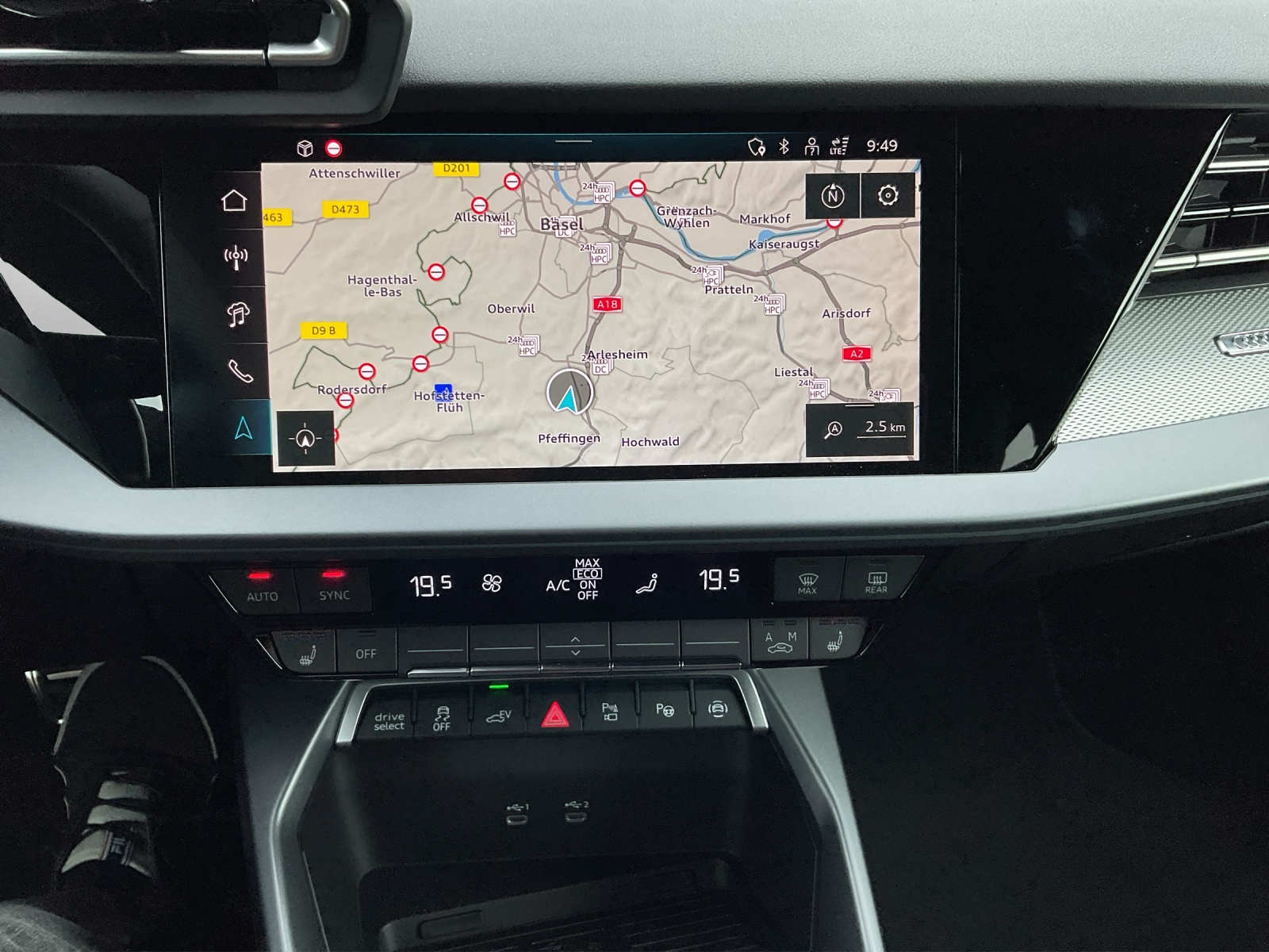 AUDI A3 Sportback 40 TFSI e Attraction S-tronic-image-8