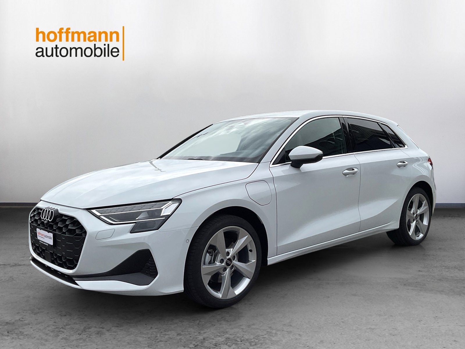 AUDI A3 Sportback 40 TFSI e Attraction S-tronic-image-0