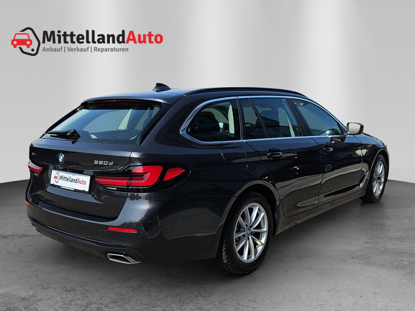 BMW 520d xDrive 48V Touring Steptronic-image-11