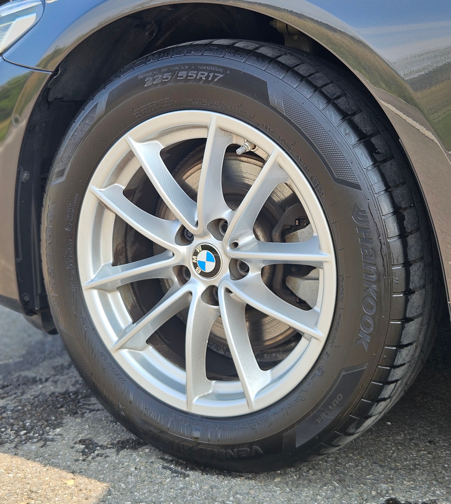 BMW 520d xDrive 48V Touring Steptronic-image-5