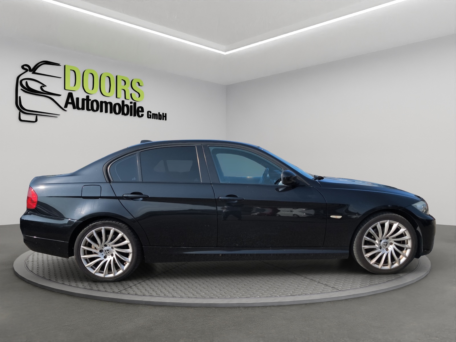 BMW 320d Steptronic-image-7