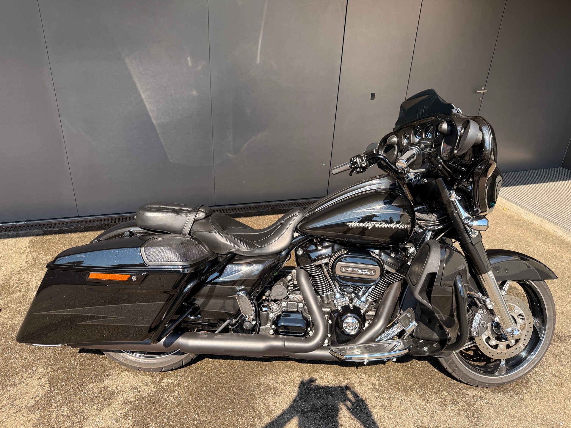 HARLEY-DAVIDSON FLHXSE Street Glide ABS CVO 114
