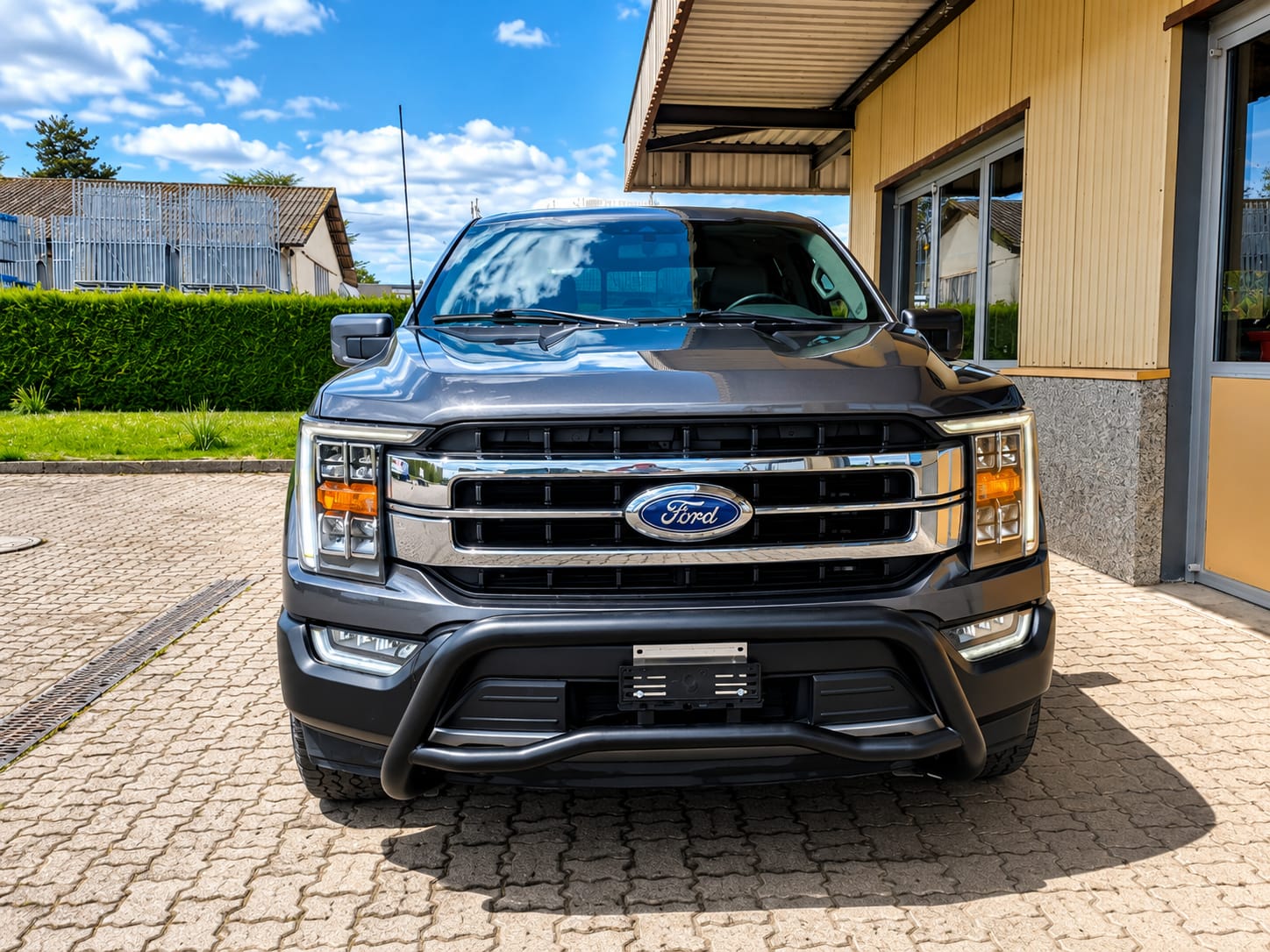 FORD F150 4x4 3.5i V6 Ecoboost LARIAT-image-0