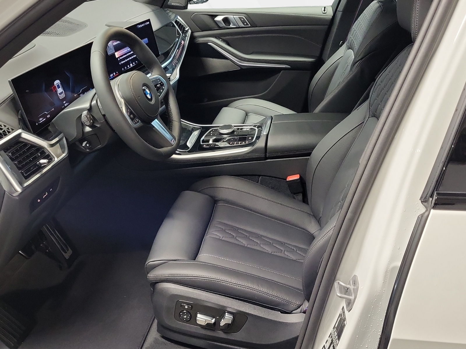 BMW X5 xDrive 48V 30d M Sport Pro Steptronic-image-9