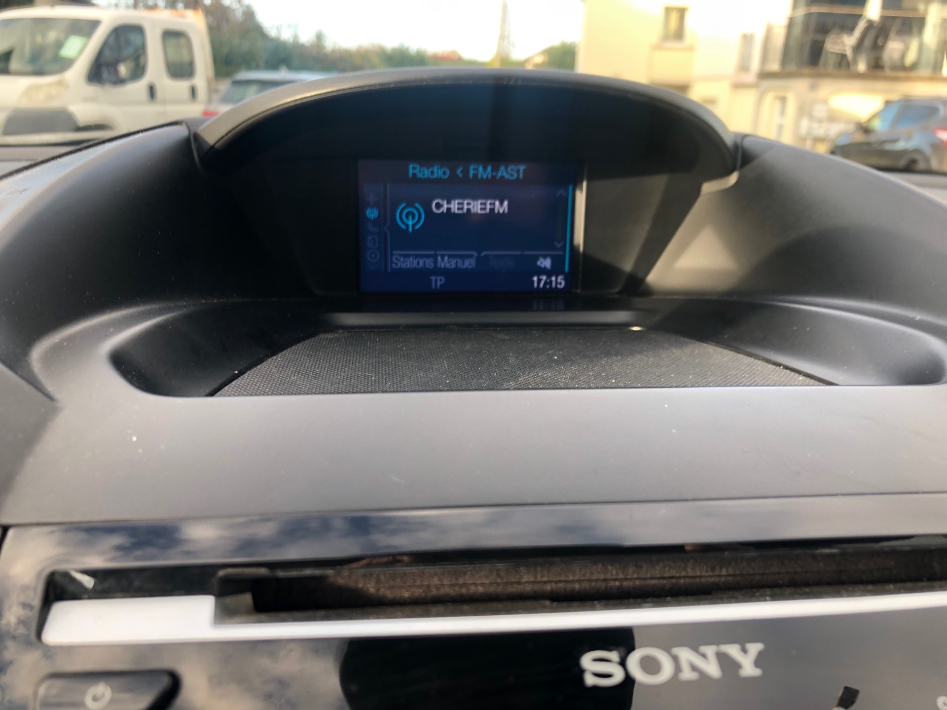 FORD Kuga 2.0 TDCi Titanium 4WD PowerShift-image-14