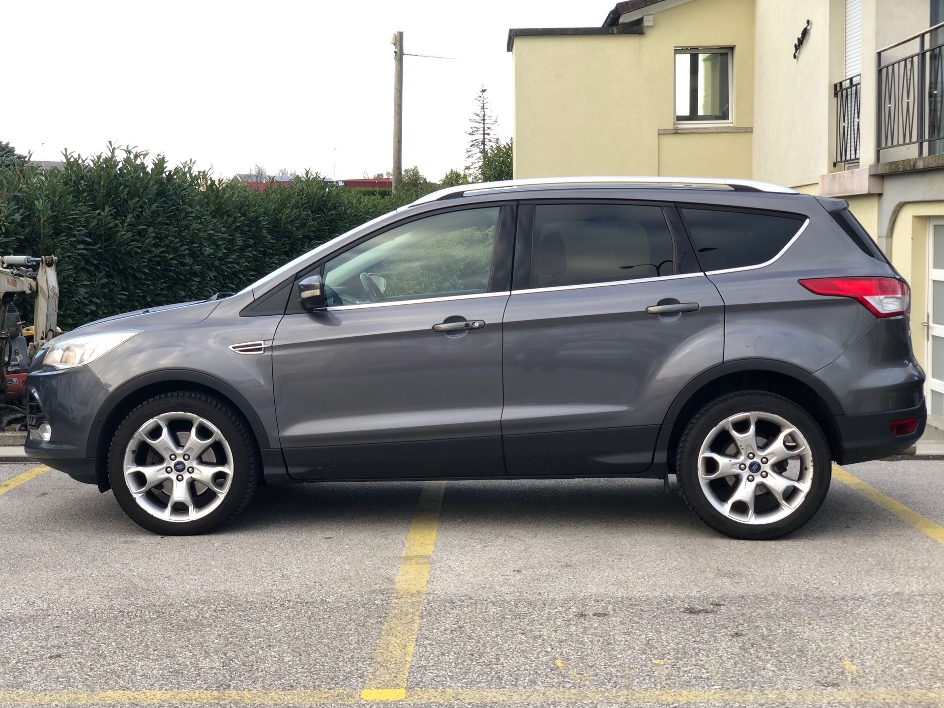 FORD Kuga 2.0 TDCi Titanium 4WD PowerShift-image-7