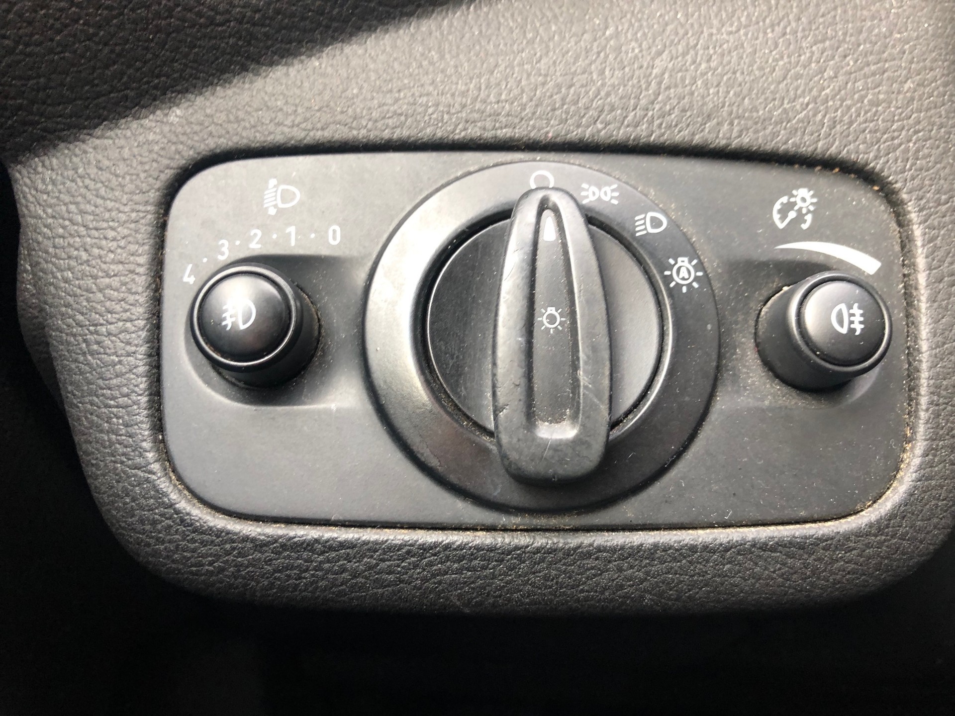 FORD Kuga 2.0 TDCi Titanium 4WD PowerShift-image-20