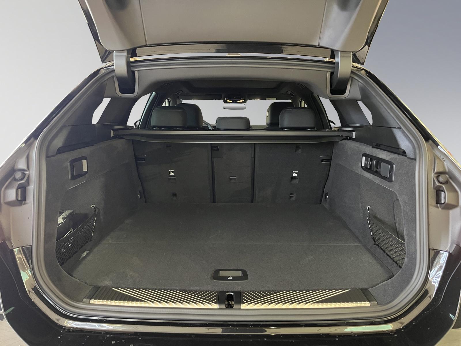 BMW 520d xDrive 48V Touring M Sport Pro Steptronic-image-17