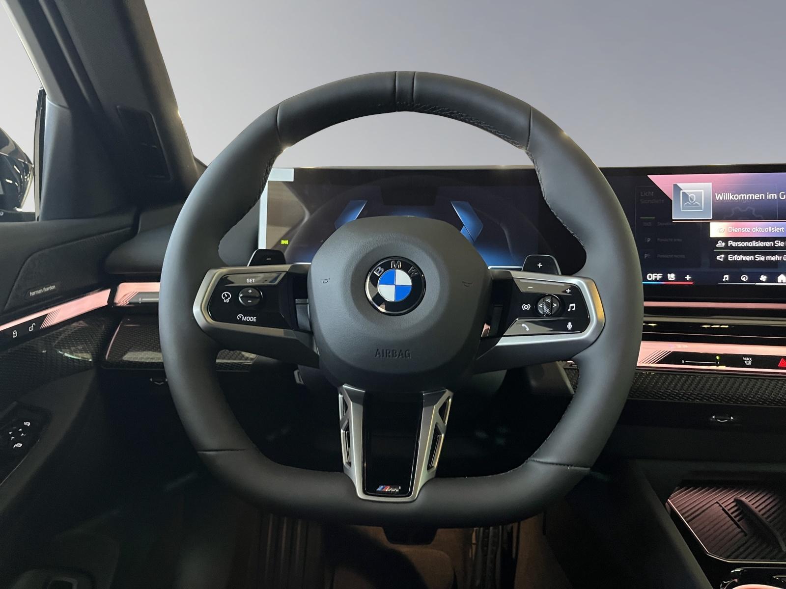 BMW 520d xDrive 48V Touring M Sport Pro Steptronic-image-10