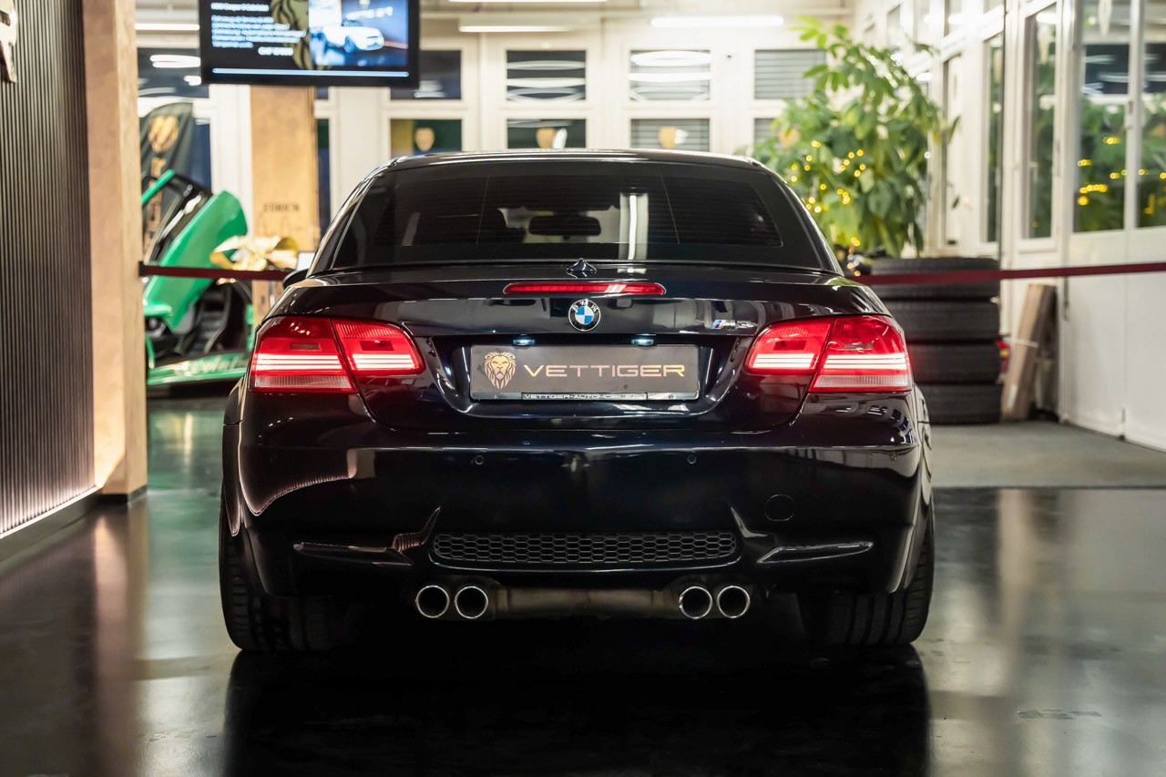 BMW M3 Cabriolet-image-4