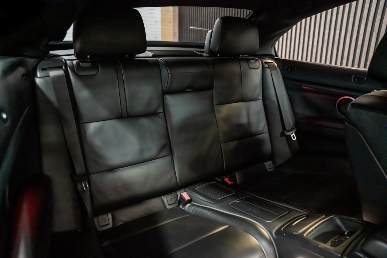 BMW M3 Cabriolet-image-16