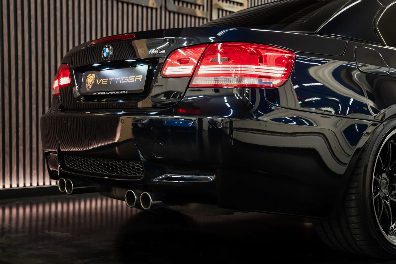 BMW M3 Cabriolet-image-6