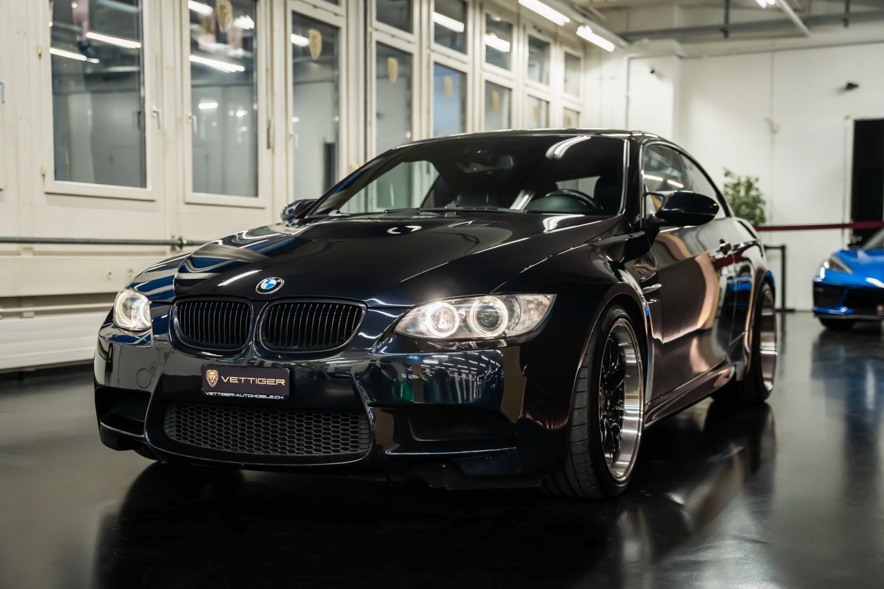 BMW M3 Cabriolet-image-2
