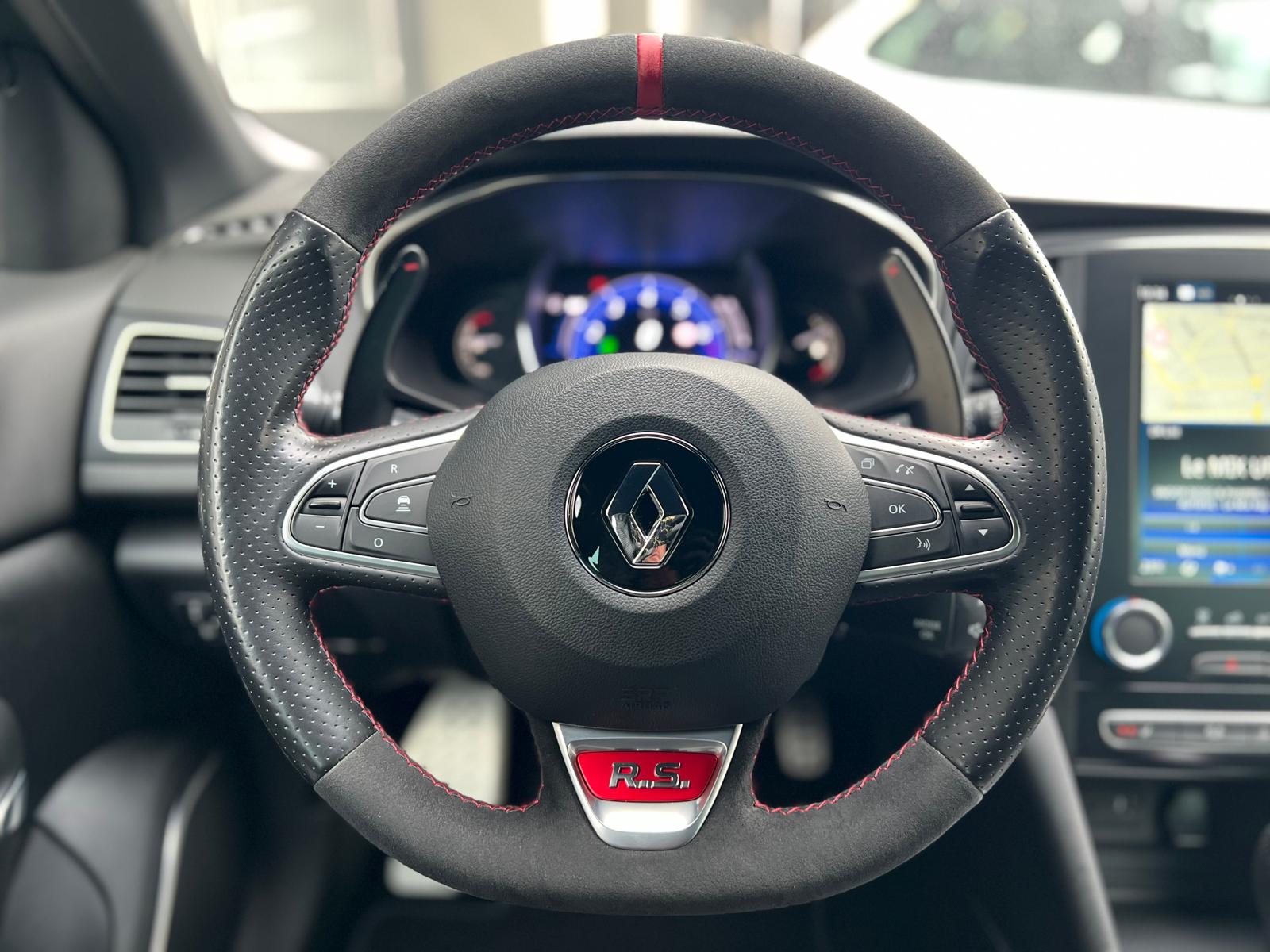 RENAULT Mégane Sport 1.8 T Trophy EDC-image-9