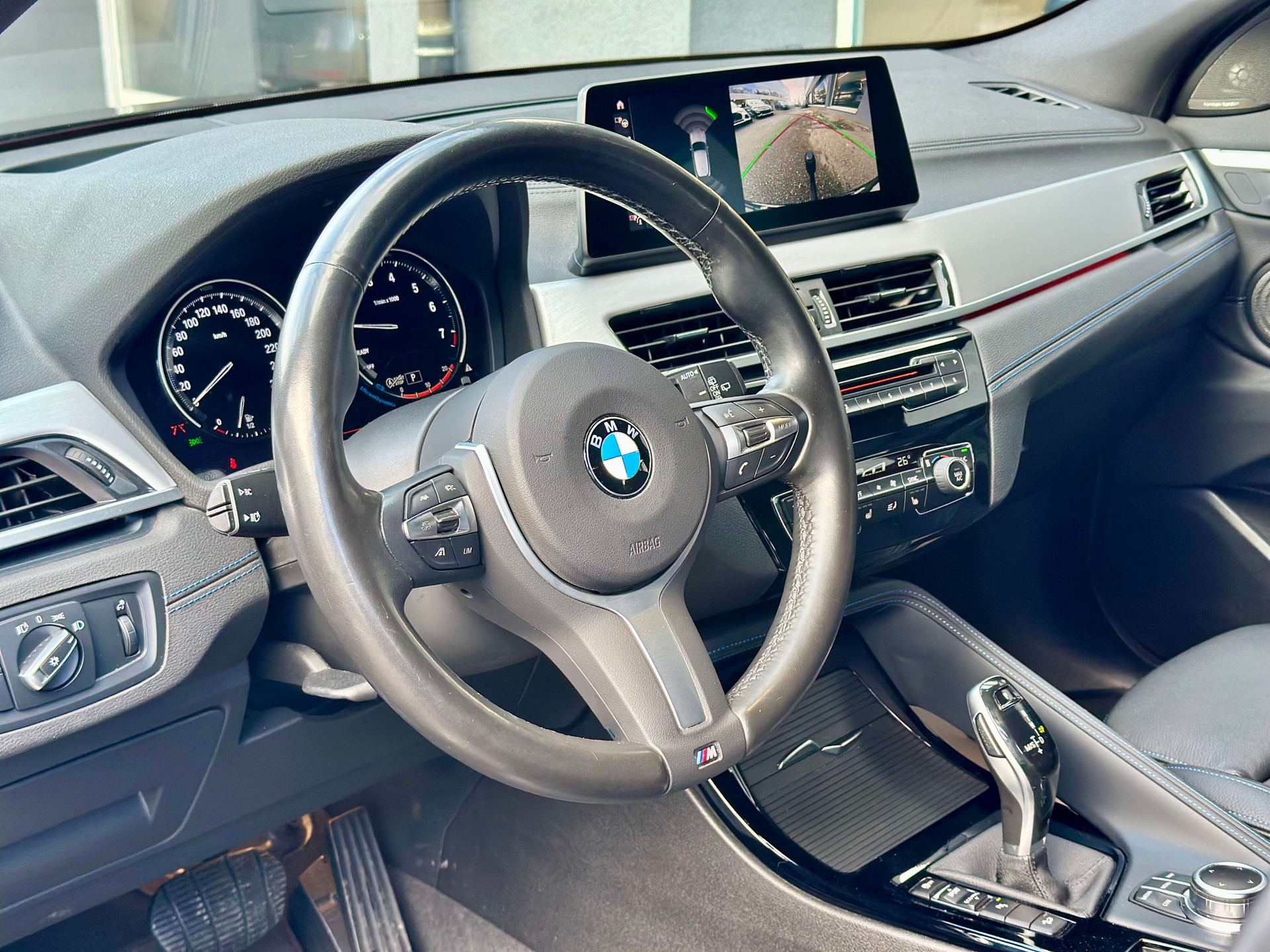 BMW X2 xDrive 20i M Sport Steptronic-image-6