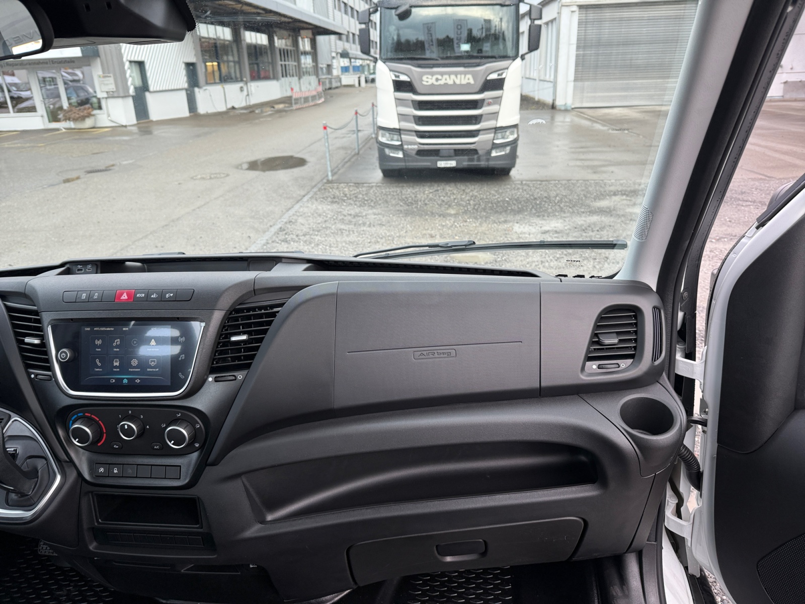 IVECO 35C16A8-image-10